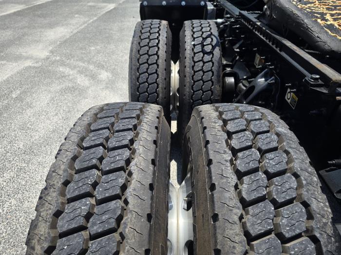 2021 Peterbilt 579-20