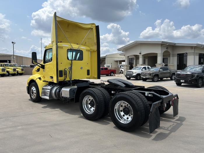 2021 Peterbilt 579-3