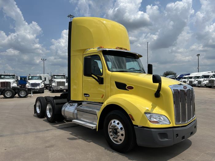 2021 Peterbilt 579-7