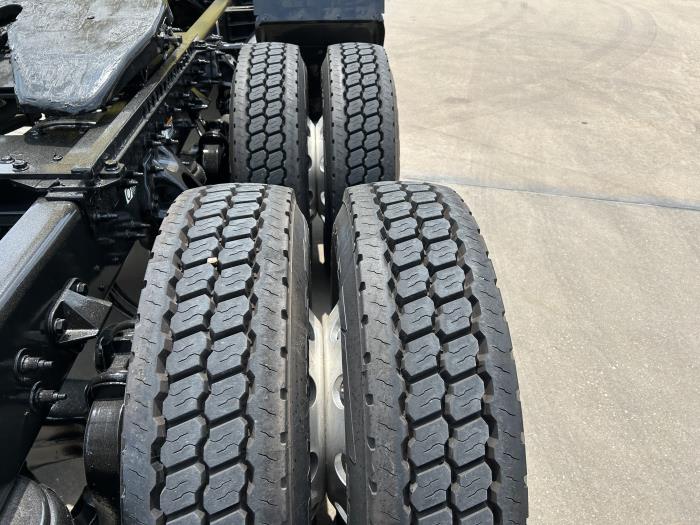 2021 Peterbilt 579-11