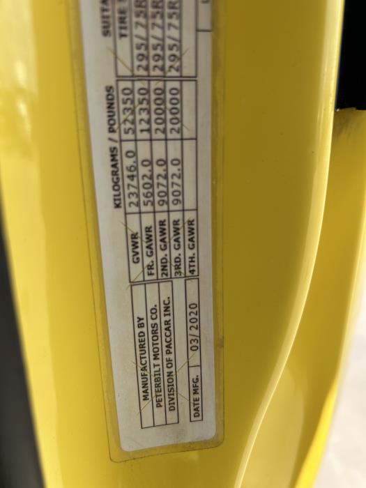 2021 Peterbilt 579-26