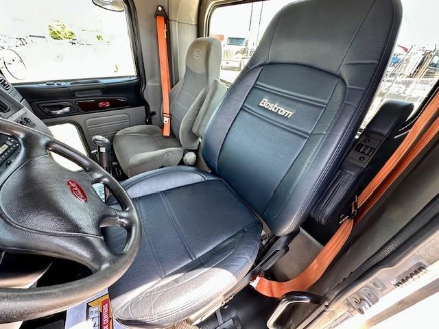 2012 Peterbilt 365-13