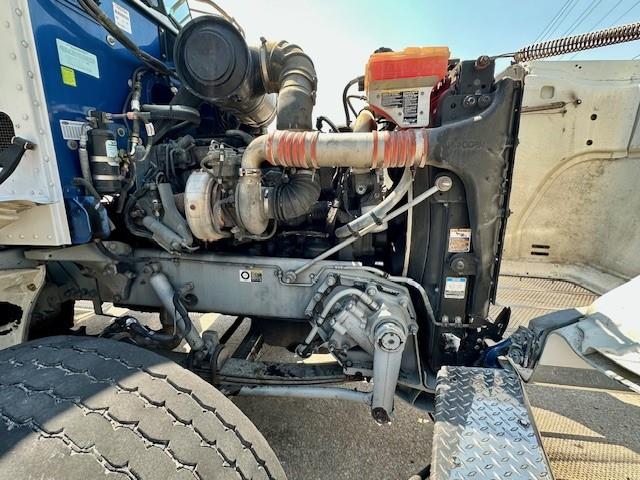 2012 Peterbilt 365-18