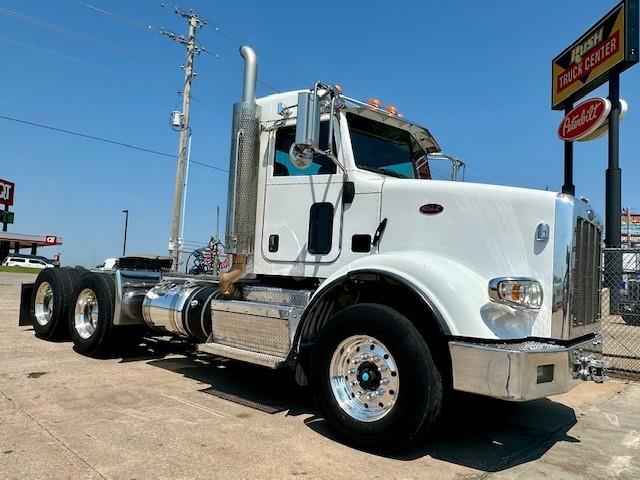 2012 Peterbilt 365-2