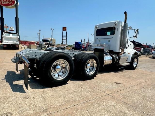 2012 Peterbilt 365-5