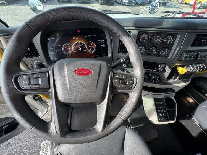 2026 Peterbilt 567-11