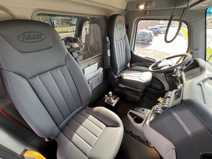 2026 Peterbilt 567-13