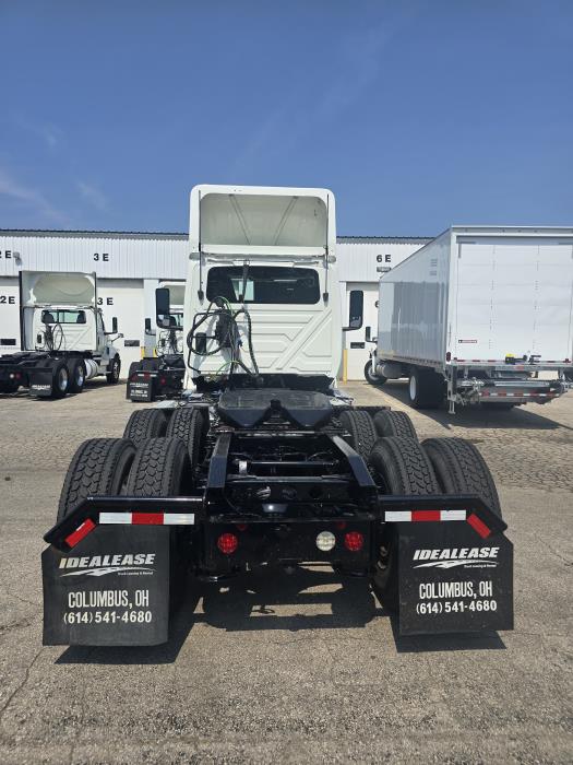 2022 International LT625-10