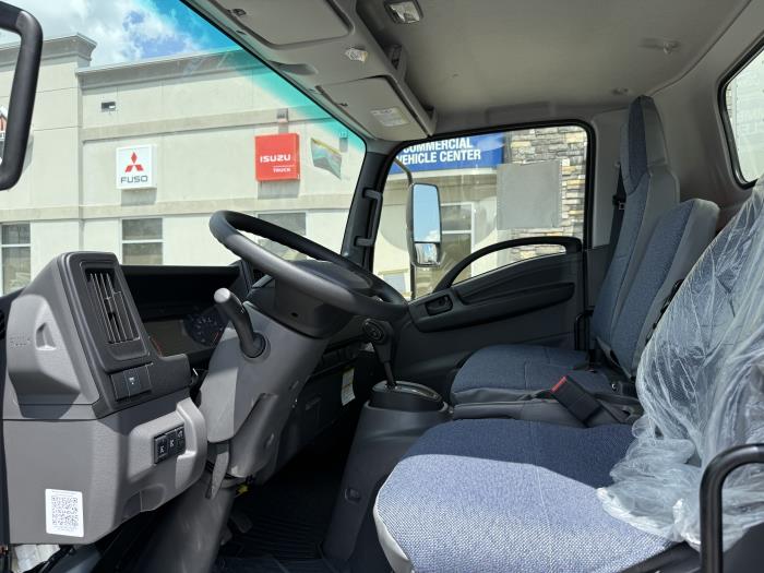 2025 Isuzu NPR-XD-16