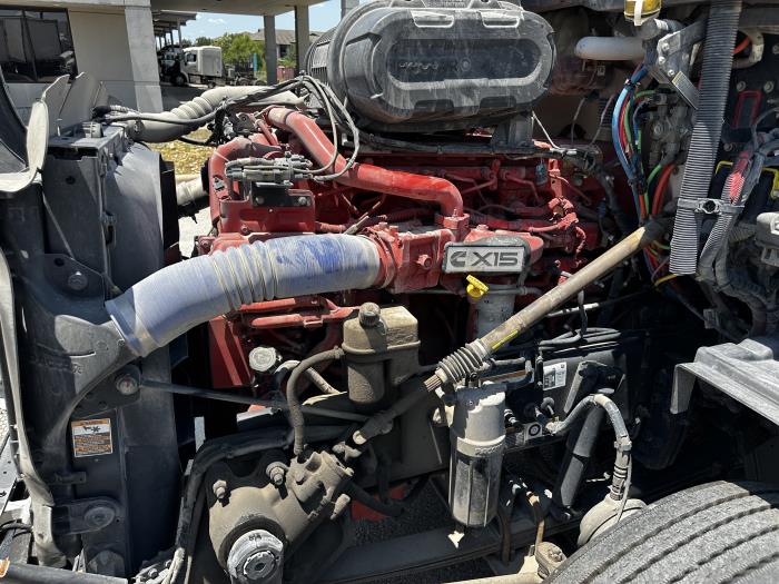 2022 Peterbilt 579-9