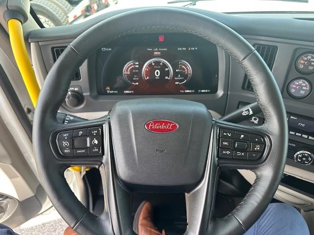 2026 Peterbilt 567-14