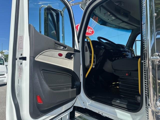 2026 Peterbilt 589-9