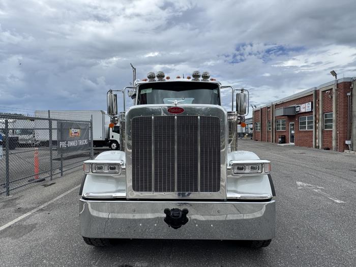 2026 Peterbilt 589-7
