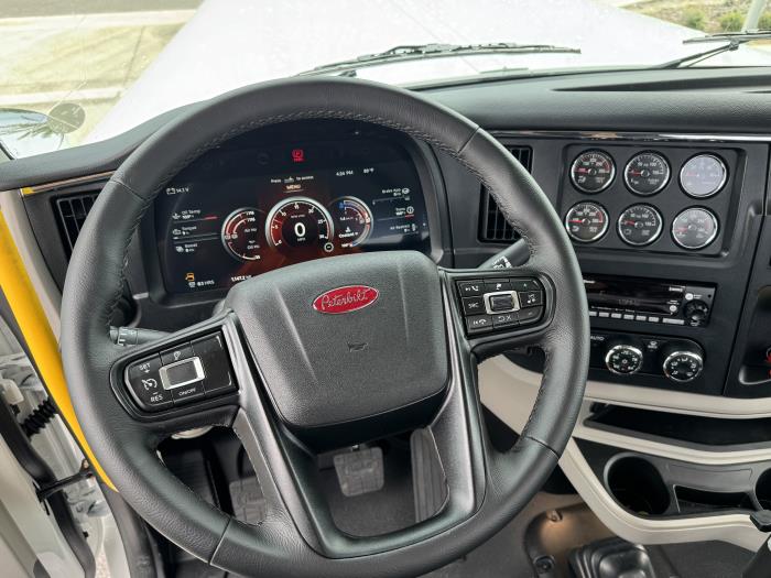 2026 Peterbilt 589-11