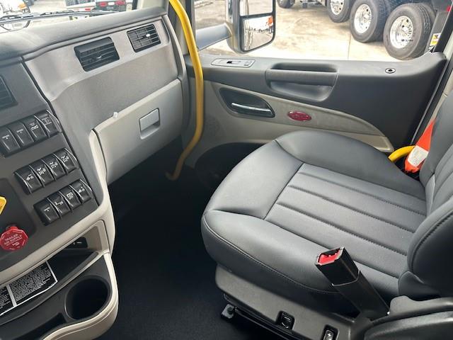 2026 Peterbilt 567-16