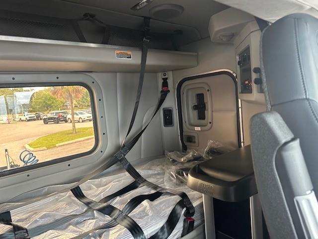 2026 Peterbilt 567-19