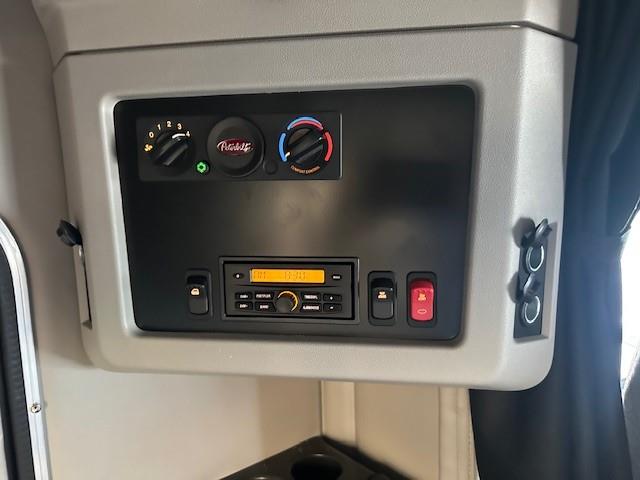 2026 Peterbilt 567-21