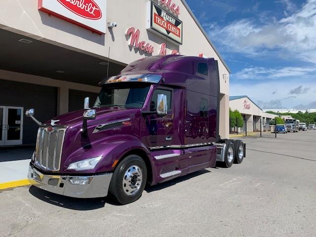 2023 Peterbilt 579-1
