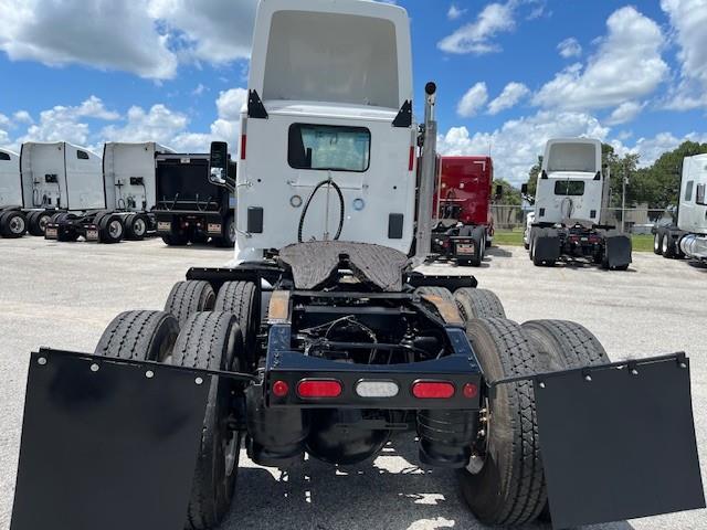 2020 Peterbilt 567-11