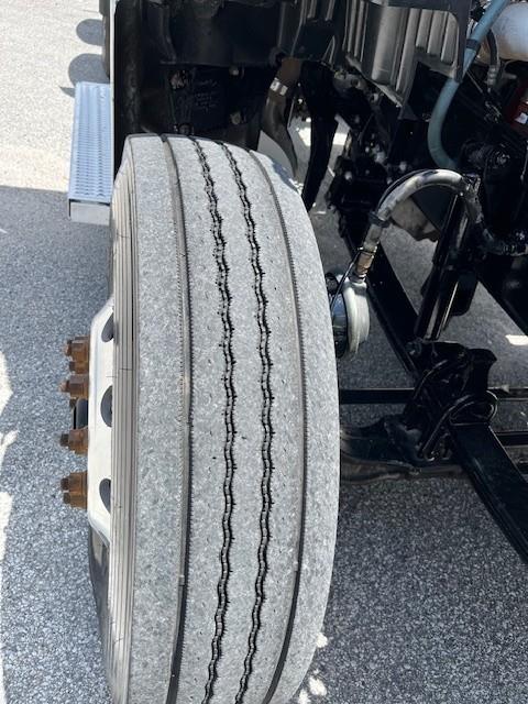 2020 Peterbilt 567-16