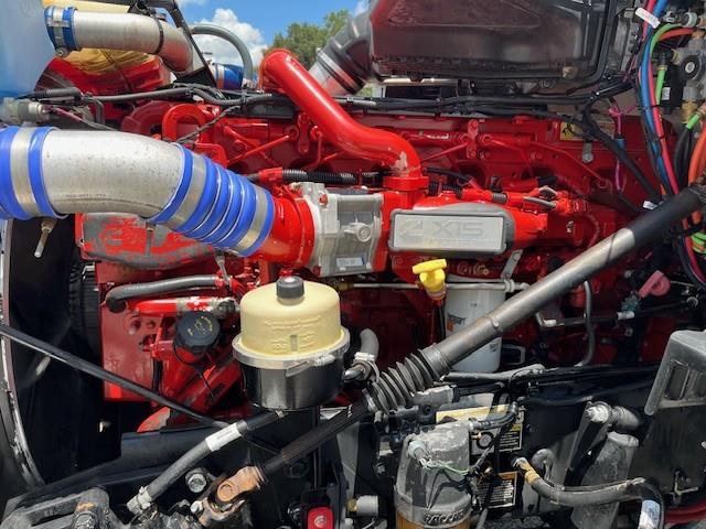 2020 Peterbilt 567-19