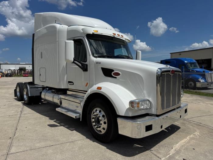 2022 Peterbilt 567-3