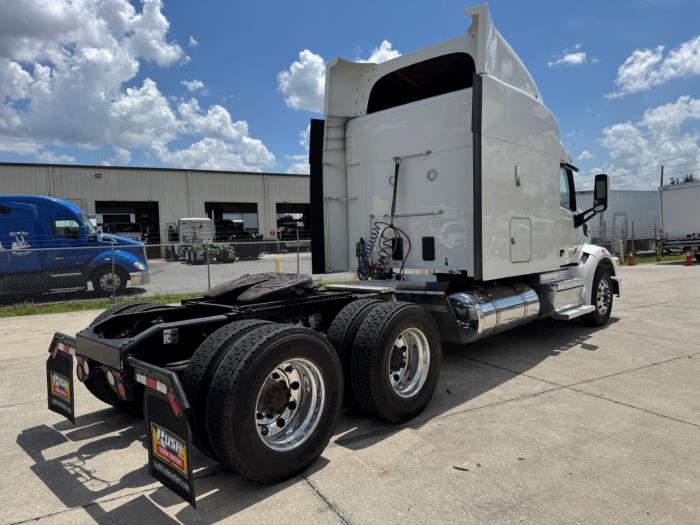 2022 Peterbilt 567-5