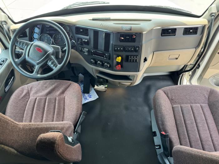 2022 Peterbilt 567-14