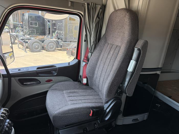 2024 Peterbilt 579-4