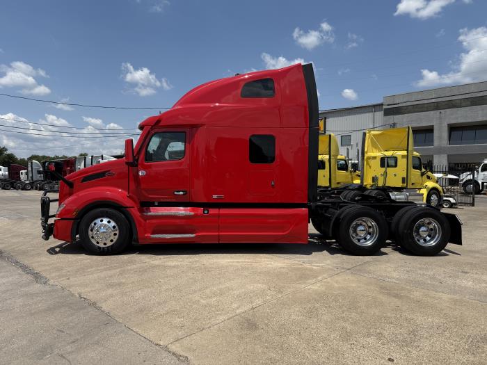 2024 Peterbilt 579-21