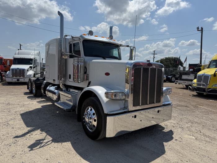 2023 Peterbilt 389-24