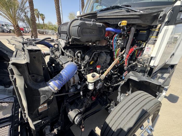 2023 Kenworth T680-10