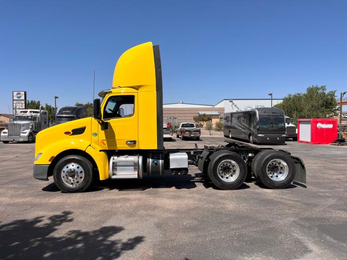2021 Peterbilt 579-2