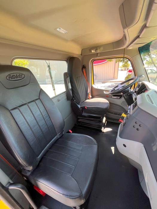 2021 Peterbilt 579-12