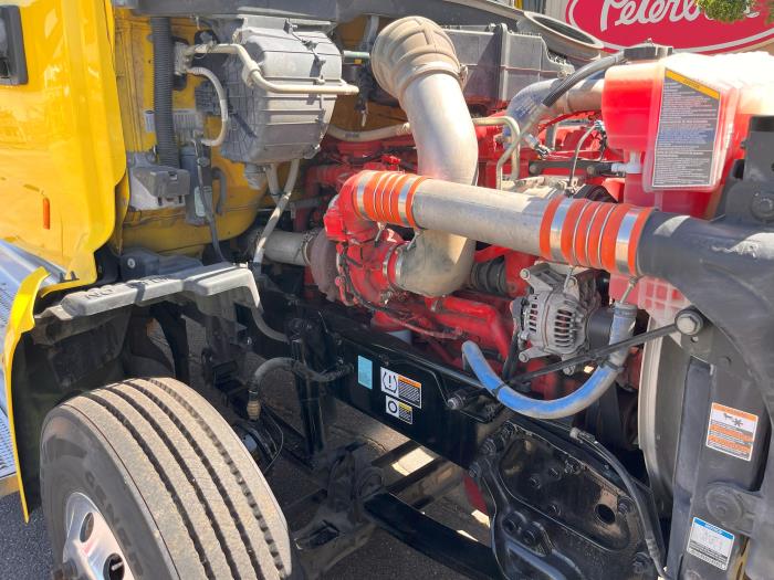 2021 Peterbilt 579-14