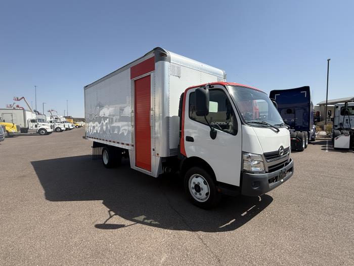 2018 Hino 195-7
