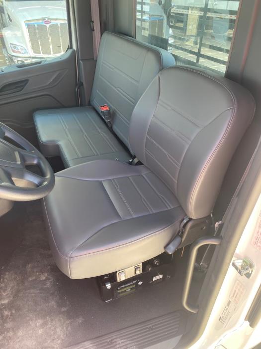 2025 Peterbilt 536-10