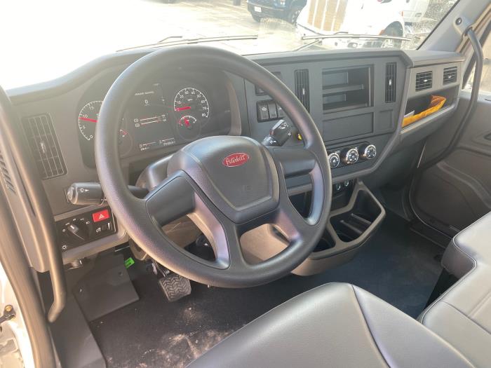 2025 Peterbilt 536-12