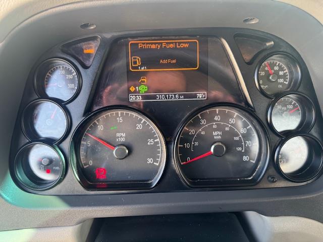 2020 Peterbilt 567-13