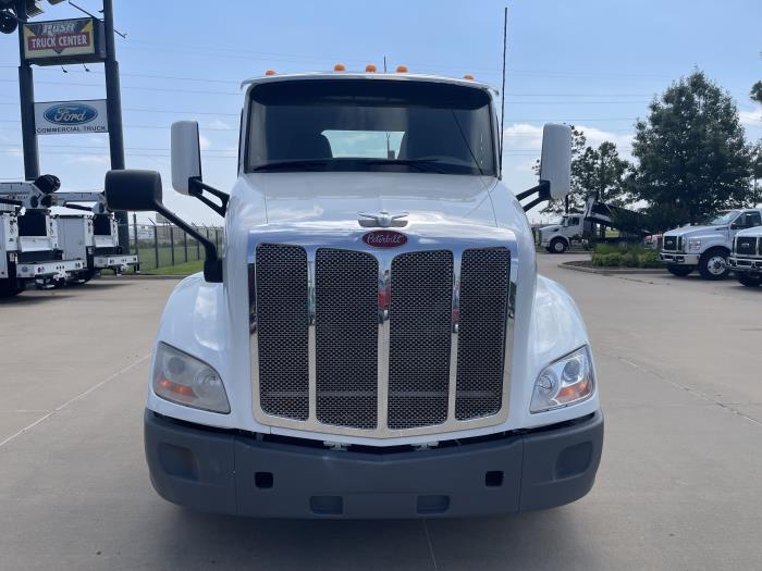 2021 Peterbilt 579 photo 3