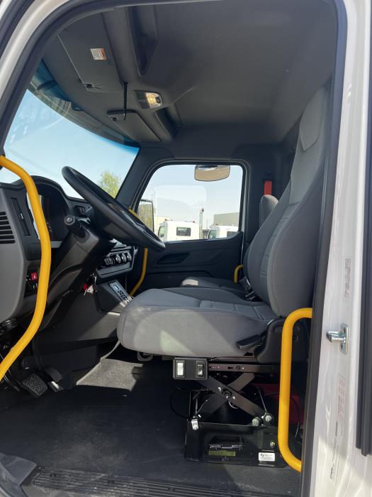 2026 Peterbilt 548-14