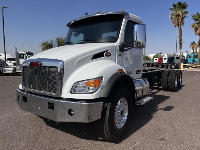 2026 Peterbilt 548-8