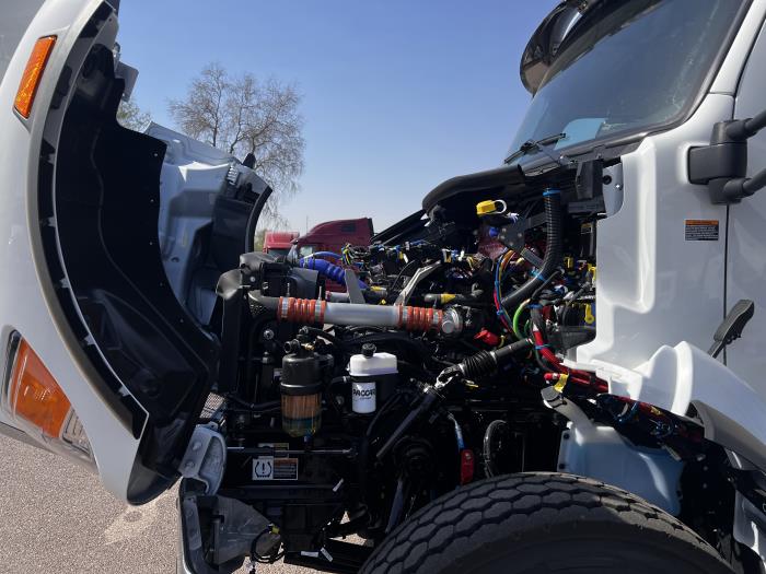 2026 Peterbilt 548-11