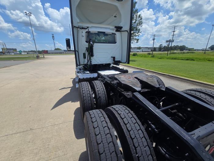 2020 International LT625-4