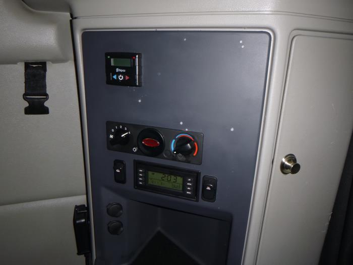 2021 Peterbilt 579-26