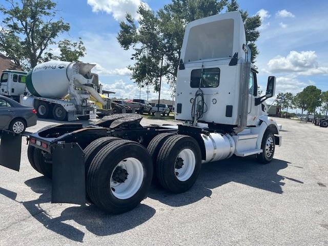 2020 Peterbilt 567-14