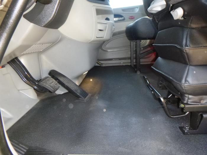 2021 Peterbilt 579-16