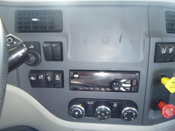 2021 Peterbilt 579-19