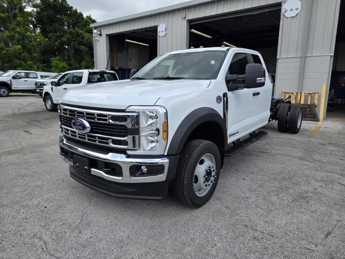 2026 Ford F-550-1