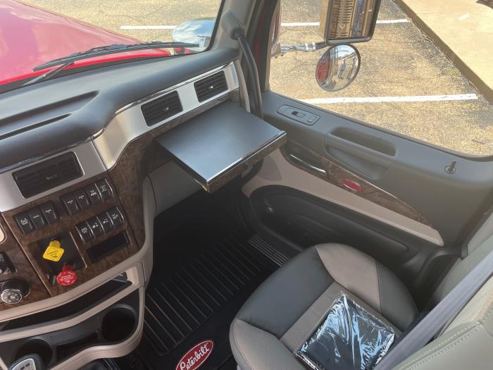 2026 Peterbilt 589-10